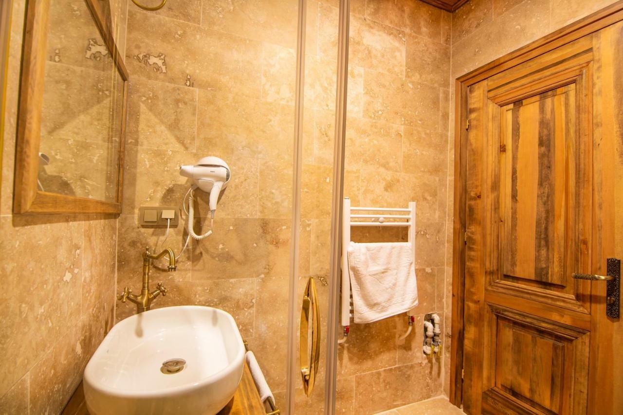 Ikarus Cappadocia Hotel Uçhisar Eksteriør billede