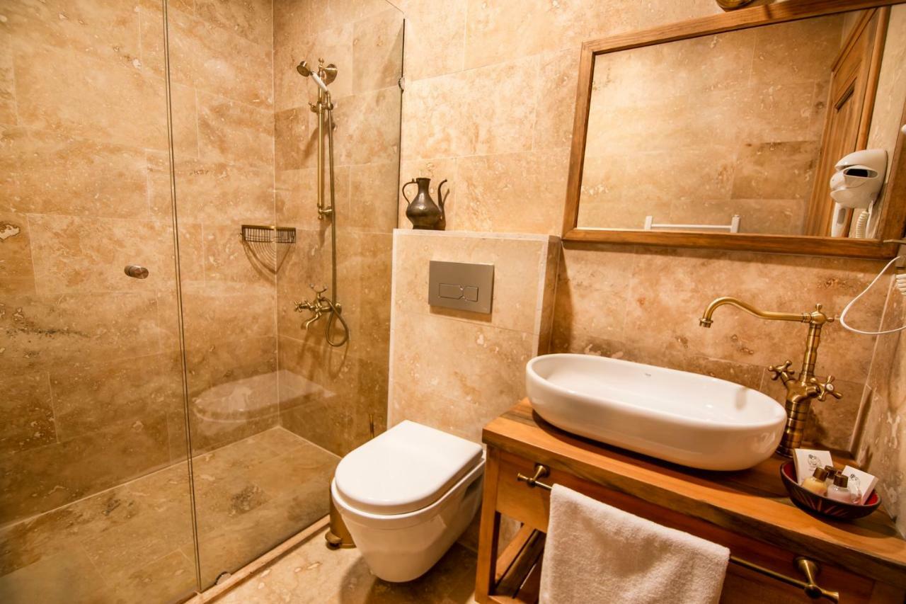 Ikarus Cappadocia Hotel Uçhisar Eksteriør billede